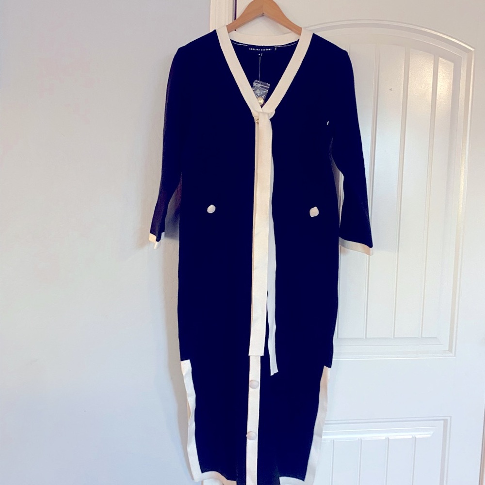 Bow Knit Midi Dress
English Factory